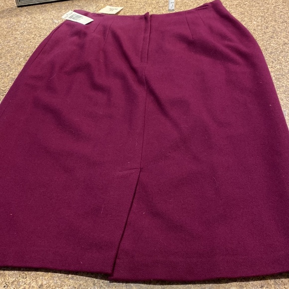 NWT Savannah Plum Purple Wool Skirt With Flaws 16 Petite - Picture 9 of 16